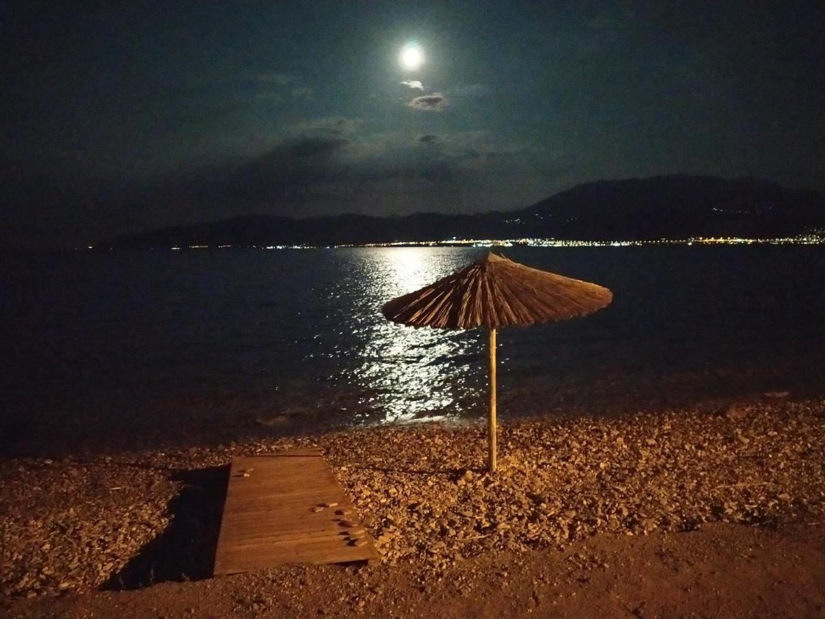 Nafpaktos Beach Apartment 客房 照片