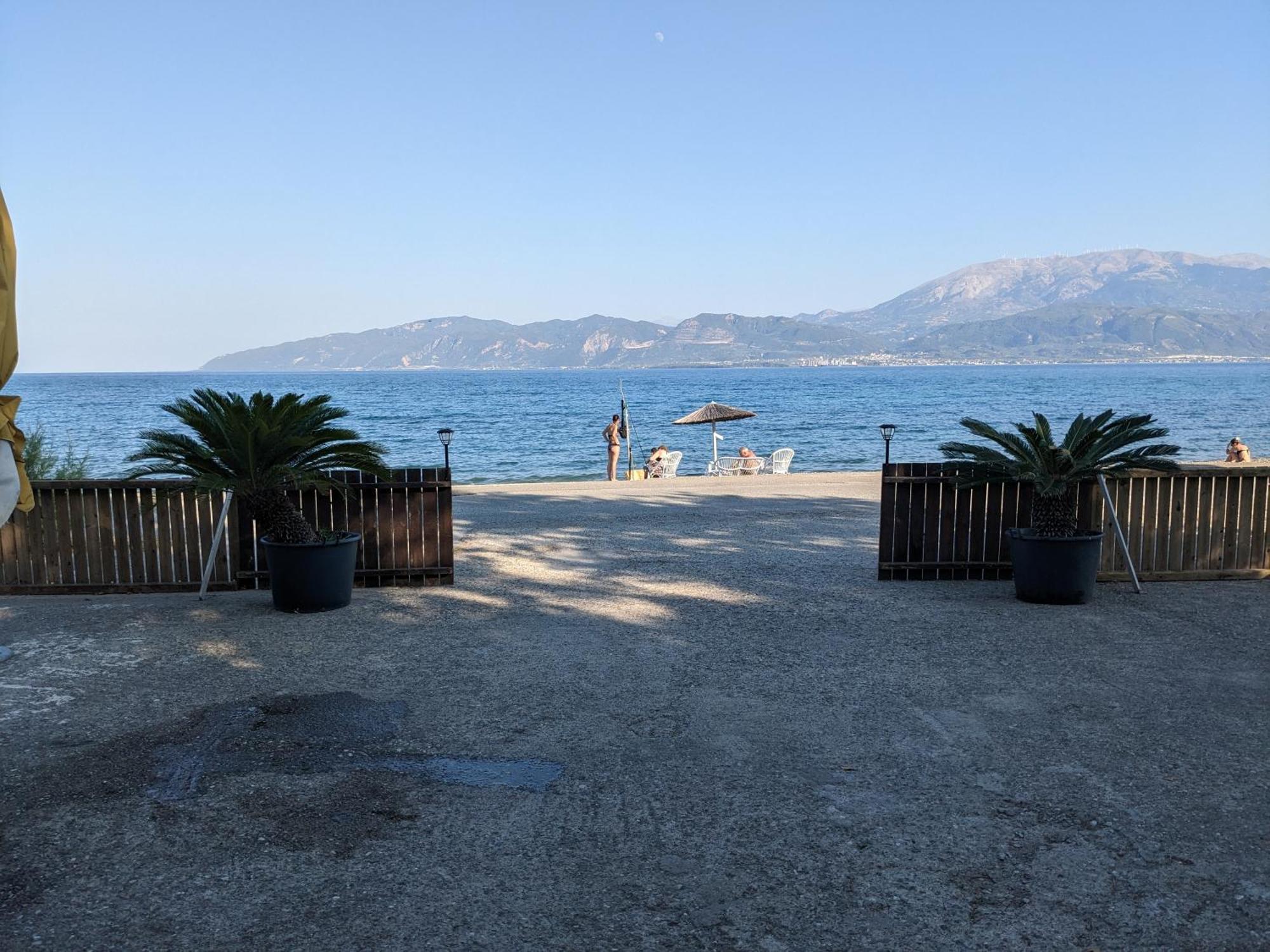 Nafpaktos Beach Apartment 外观 照片